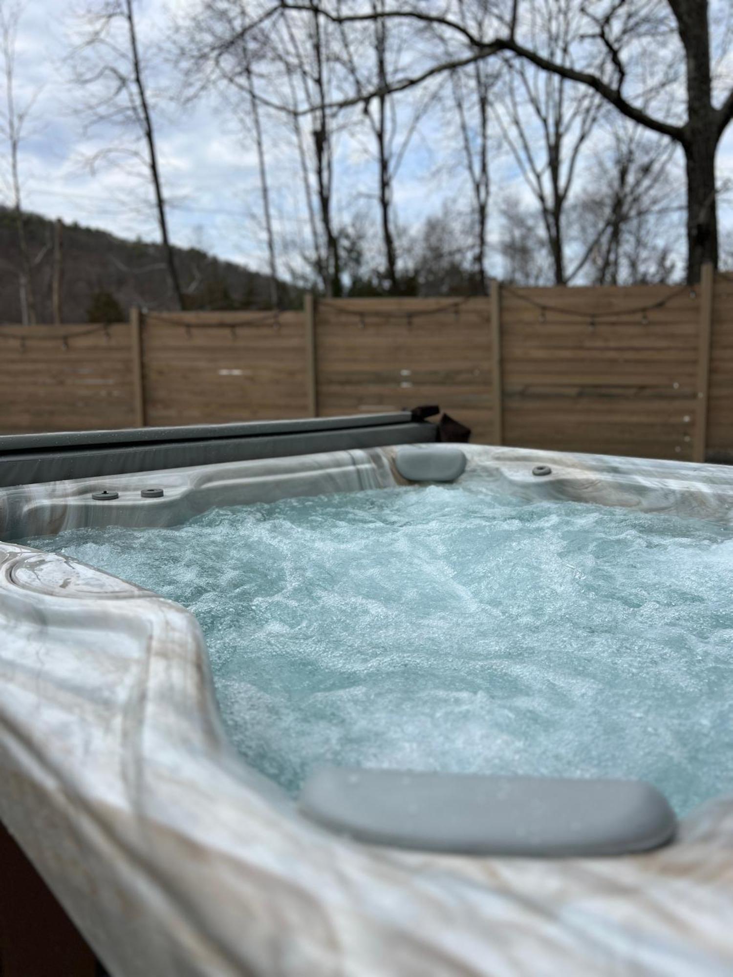 Cozy Cottage, Hot Tub, Fire Pit, 15Min To Hudson And Hiking Catskill Zewnętrze zdjęcie